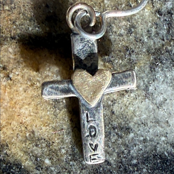Jes MaHarry “Heart Of Faith” gold and engraved silver earrings. New with tags. - Picture 5 of 7